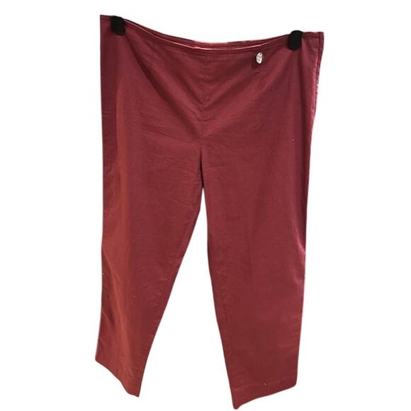 ARMANI COLLEZIONI Wine Maroon Flat Front Side Zip Cropped Pants Size IT 42, US 6 - Picture 1 of 14